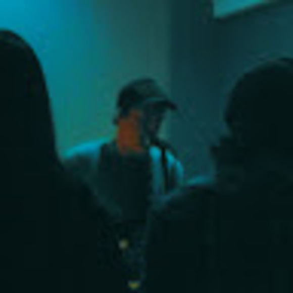 Meet your Posher, Heidi - Picture 1 of 1